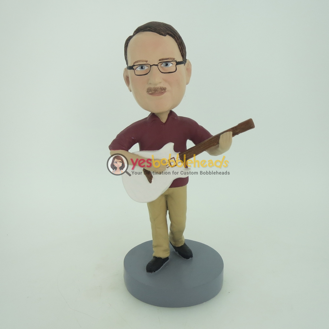 Picture of Custom Bobblehead Doll: Male With Acoustic Guitar