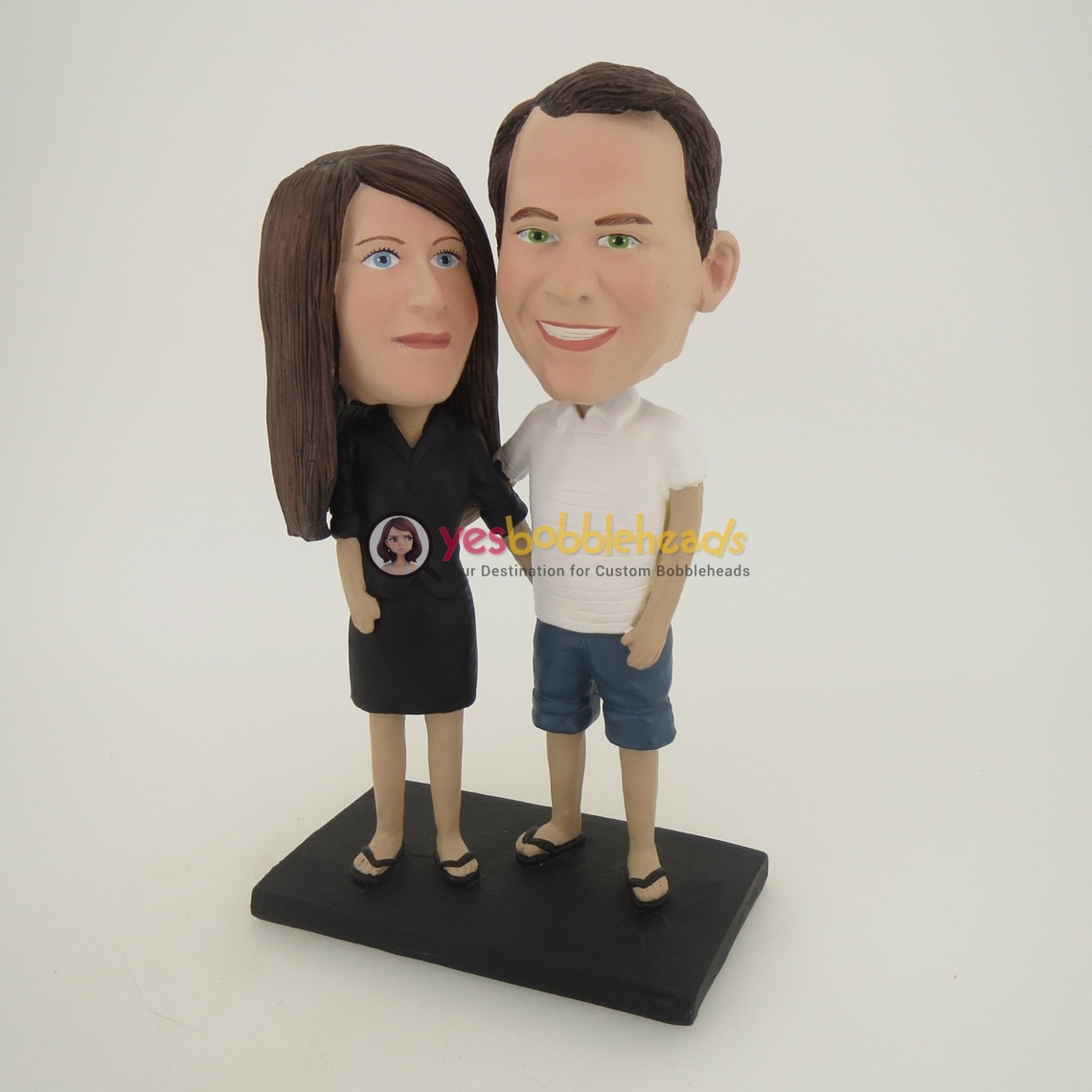 Picture of Custom Bobblehead Doll: Arms Around Each Other Casual Couple