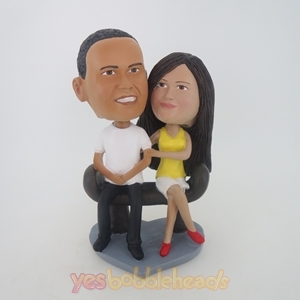 Picture of Custom Bobblehead Doll: Park Sitting Couple